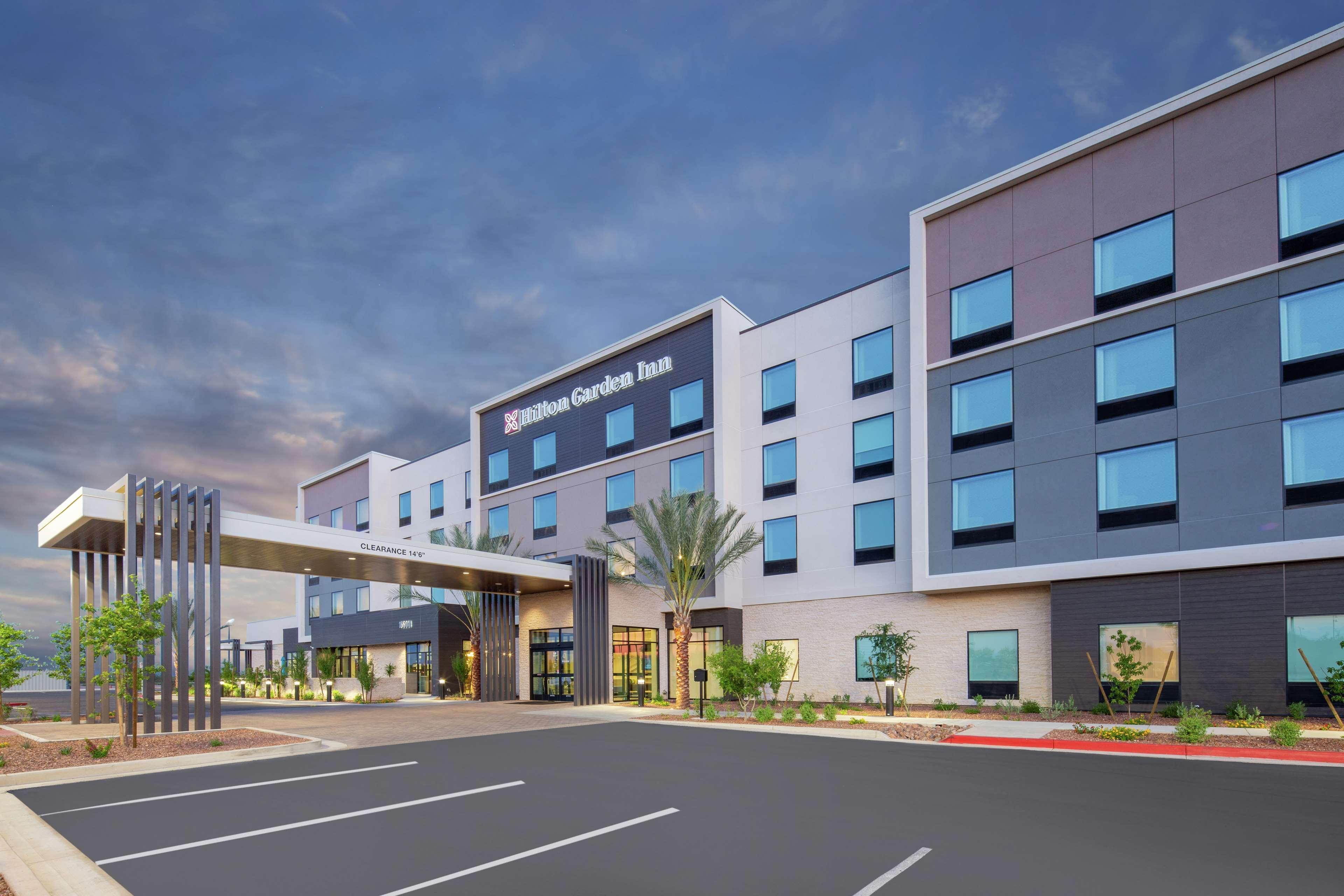 Hilton Garden Inn Surprise Phoenix מראה חיצוני תמונה